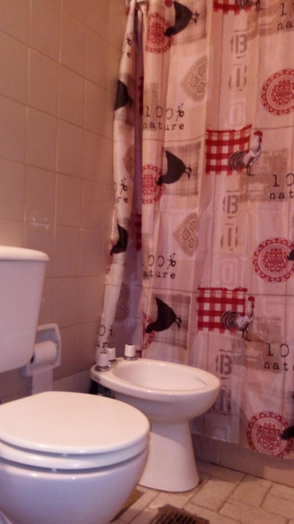 Room image 4